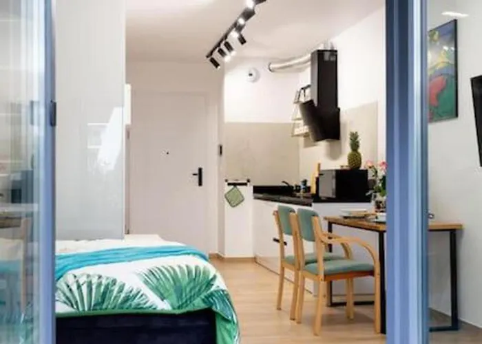 Luxurycity With Terrace Апартаменты